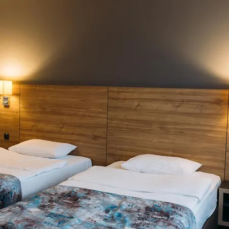 Favor Park Hotel
